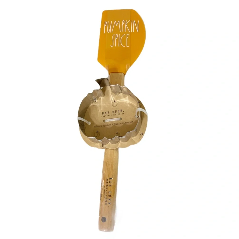 NEW Rae Dunn PUMPKIN SPICE Spatula & Cookie Cutter